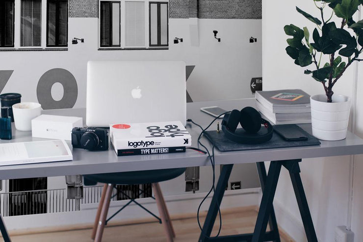 Vintage Hotel in NYC Wall Mural-Cityscapes-Eazywallz